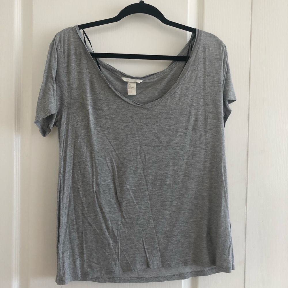 Basic Gray T-Shirt
